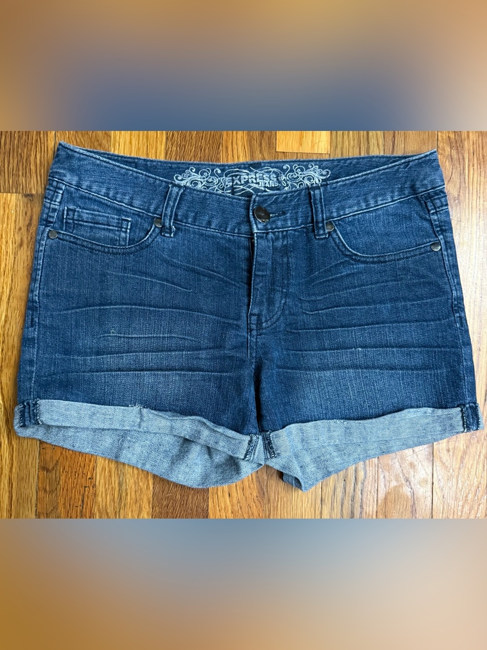 💙 Express Women's Dark Blue Rolled Cuff Denim Shorts 💙